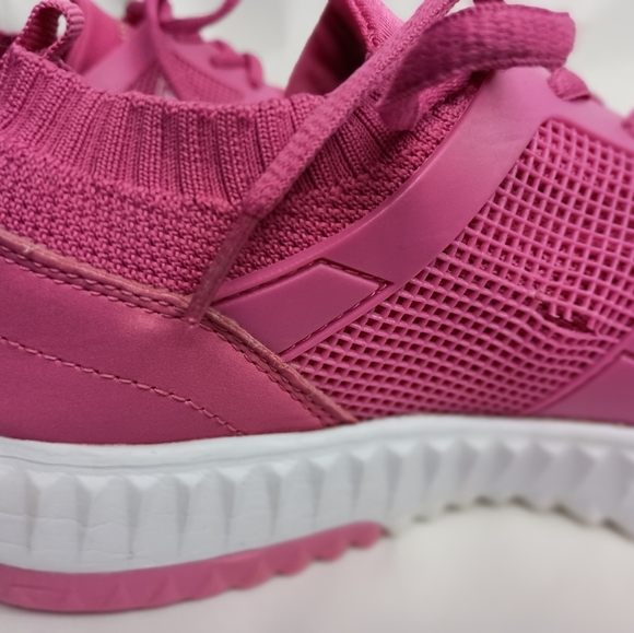 U.S. Polo Assn. Barbiecore Pink Sneakers Lightweight Knit Design (#5) - Picture 3 of 9